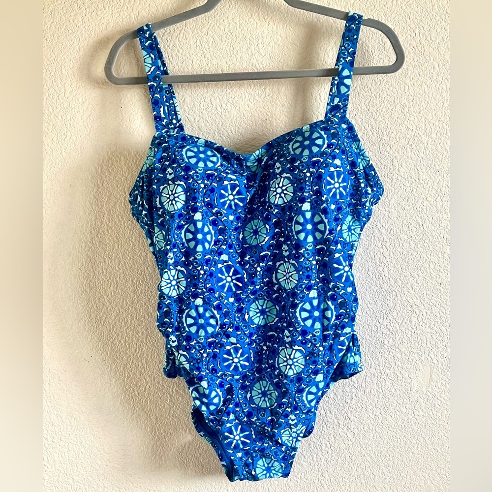 NWOT Rhode Swimsuit